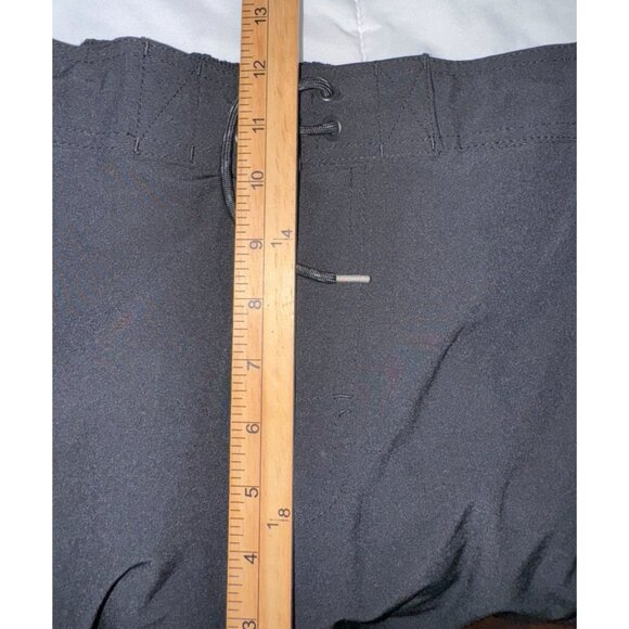 Goodfellow & Co Mens Quick-Dry 4-Way Stretch Board Shorts 9" Inseam Hits At Knee - Picture 8 of 10